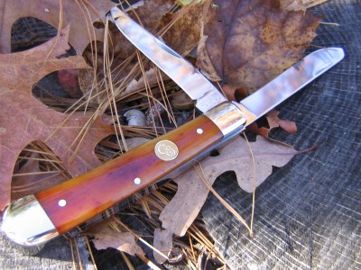 Canal Street Cutlery Smooth Sunset Bone Trapper knife 015.JPG