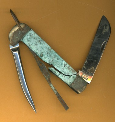 Case 3246R offgassing e.jpg