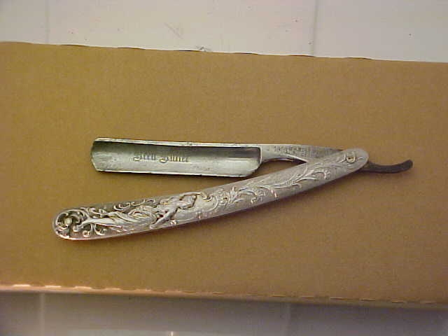 Simmons Razor 1.JPG