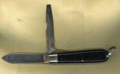 Camco TL-29 Bakelite c.jpg