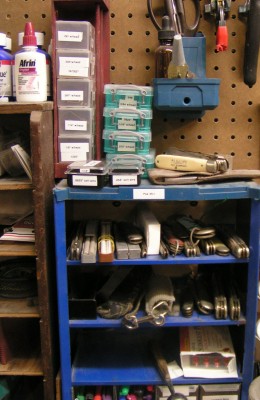 Small pins with heads.jpg (346.39 KiB) Viewed 3503 times Small pins with heads.jpg