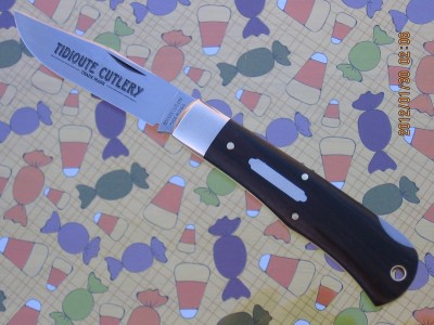 Tidioute #721112L Lockback Ebony.JPG