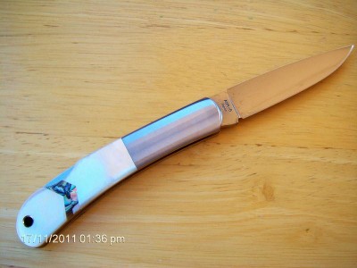 Moki Pliant Arrow Mother of Pearl B.jpg