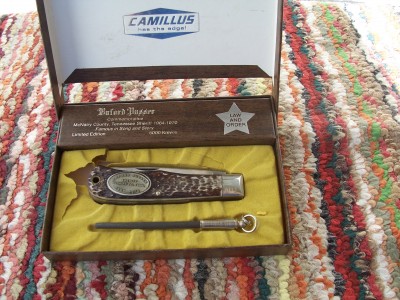 inside box a little damaged, otherwise excellent condition