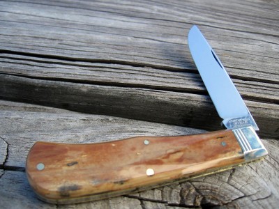 #73 Flat Bolster Mammouth Ivory 1A.JPG