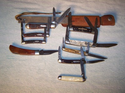Knife lot twelve fifty a piece 005.JPG