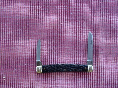 SCHRADE WALDEN NY. USA. 774