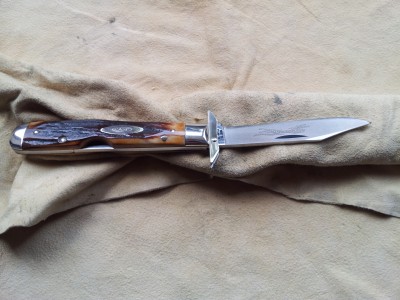 Cheetah front blade open.jpg