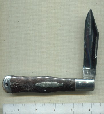 Wilbert Folding Hunter.jpg