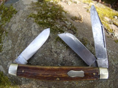 Rome Pond Knives 002.jpg