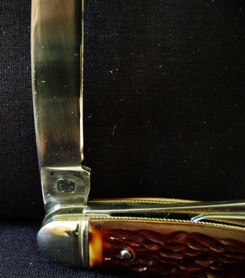 Camillus 69 - '60 to '76 DeLuxe Premium Stock Knife - Pattern #.JPG