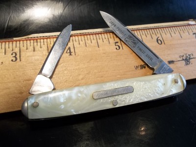 MAIN BLADE ETCHED:JOHN PRIMBLE (SHIELD)FINEST STEEL<br />TANG:JOHN PRIMBLE BELKNAP<br />HDW.&amp;MFG.CO, ON REVERSE OF TANG IS 5745 OVER A STAR