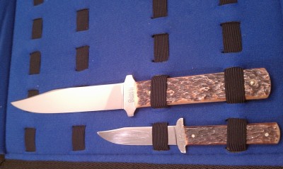 Only 2 Bokers not sure but the small may be a Salesman Sample