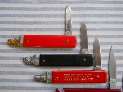 3 plastic Pull Knives.JPG