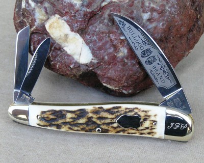 1 of 25, only one with Jim Parkers Initials Has a toilet paper COA. These were a factory screw up and returned to Parkers. Found on a shelf after Jim died. These are not Jim Parker's knives as advertised. By the term toilet paper, I mean that the knife is