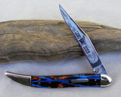 This looks like Tortoise with a blue stripe