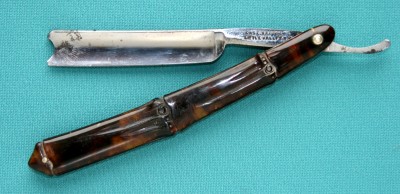 casebrothersrazor.jpg