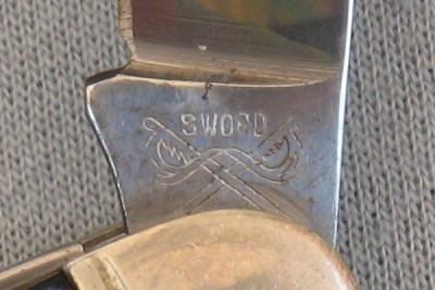 Camillus1941-46swordb2.jpg