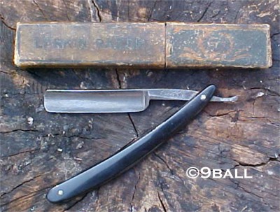 Larkin Razor 1.jpg