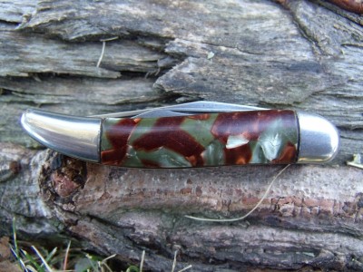 Hammer Brand duck feather dwarf 001.jpg