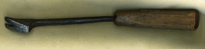 Tack puller b.jpg