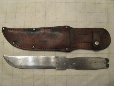 ColonialFixedBlade1.jpg