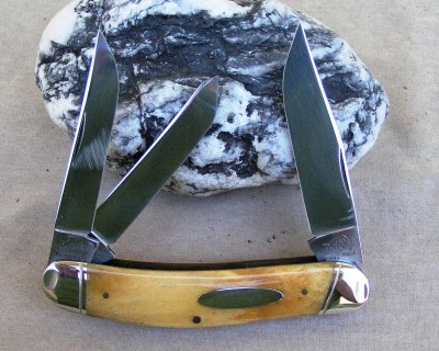 Sowbelly Whittler Yellow smooth Bone Prototype with COA