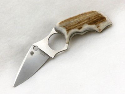 CPM S30V blade from Spyderco, elk antler handles by me