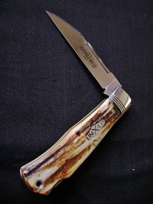 GEC 720110 UN-X-LD Burnt Stag Mini-Lockback - 1 of 16 (25 with Ser # - 16 with no Ser #).JPG