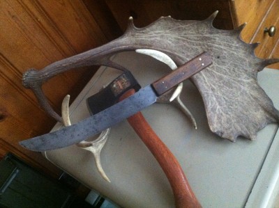 Stamped UNION RAZOR KNIFE CO<br />TIDIOUTE