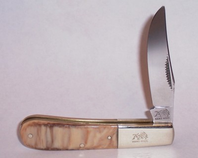 bulldog barlow brown bone handle.jpg