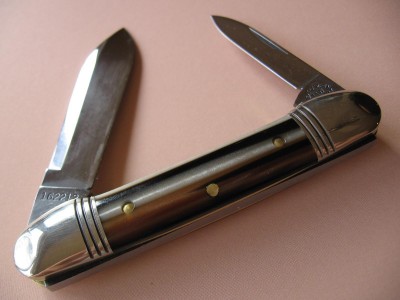 GEC #162212 Canoe Rootbeer Acrylic (b).JPG