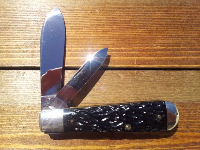 CASE XX 6299 _Rough Black_ pile  side open.jpg