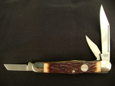 Camillus 72 - 2000s swapped secondary blades - Open Mark.JPG