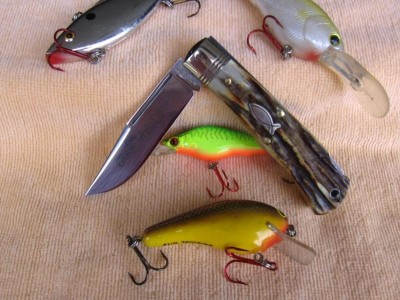 GEC #72 Lockback Fish Shield.jpg