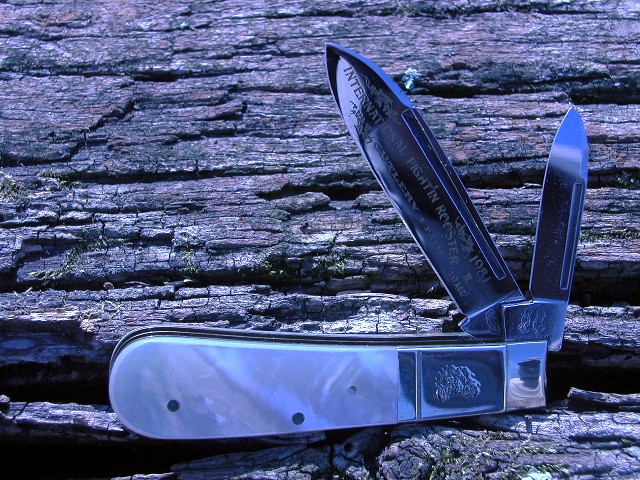 Knife Pics-08.jpg