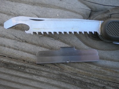 swiss army knives 014.JPG
