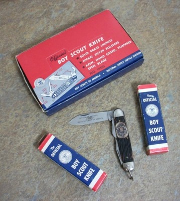 Boy Scout knife and boxes sml 2.JPG