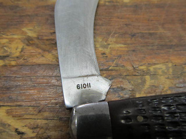 Case 61011 back side tang mark.jpg