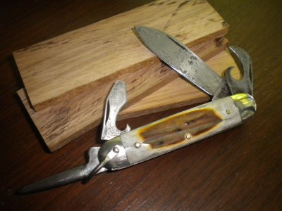 Imperial ELK Handle Scout Knife 001.JPG