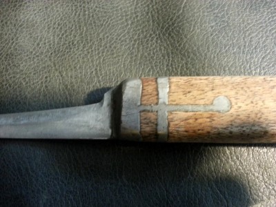 IH_Anderson_knife_back.jpg