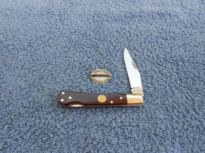 PROTO MERLOT LINEN PINCH.jpg