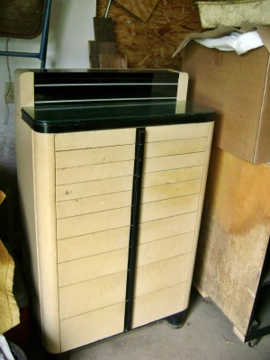Cabinet - Full Front.JPG
