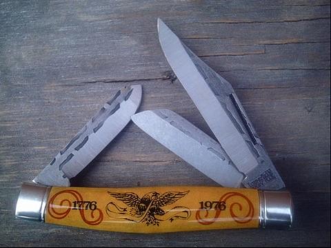 Glennbad's Shell Handle.jpg
