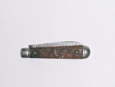 957.JPG