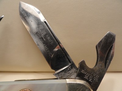 Ulster pearl with round shield 2.jpg