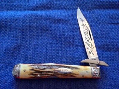 CASE 77' 5111-half LSSP Blue Scroll Engraved SN 028_mark side.jpg