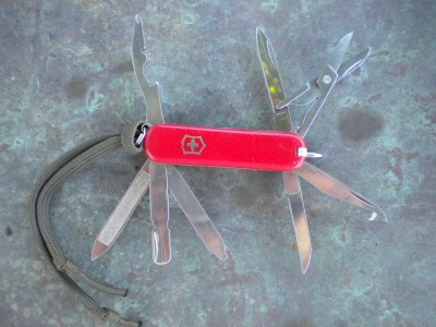 april knives 007.JPG