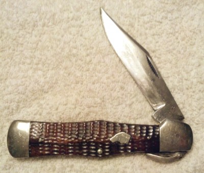 KA-BAR thumb release folder shield side.jpg