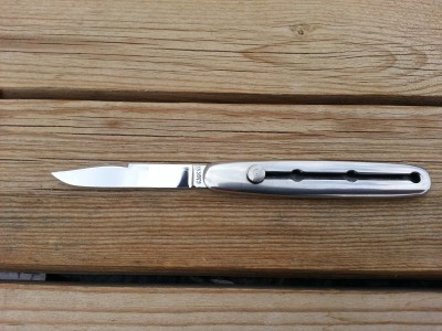 CASE XX M100_mark side open.jpg